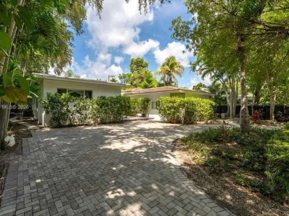 8 Pinta Rd #1, Miami, FL 33133