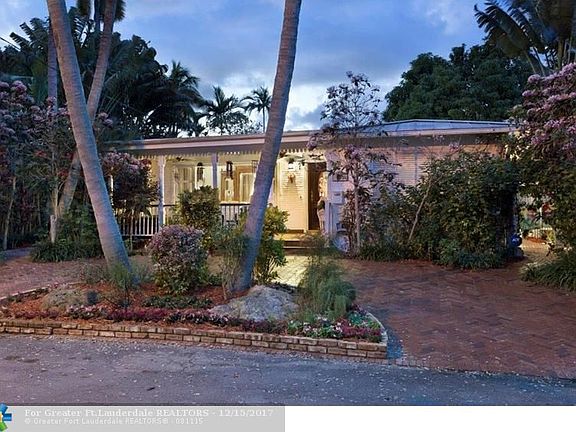 5th image of 521 Coconut Isle Dr