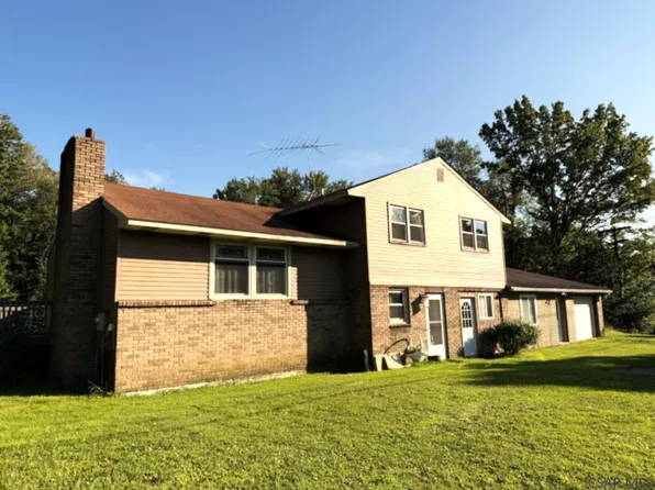 168 Pine Bluff Rd, Sidman, PA 15955