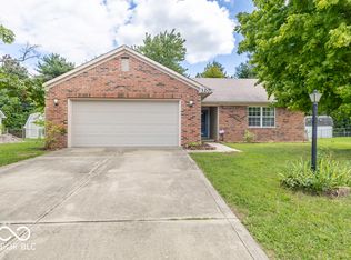 320 Southway Ct, Bargersville, IN