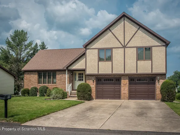 13 Marion Cir, Throop, PA 18512