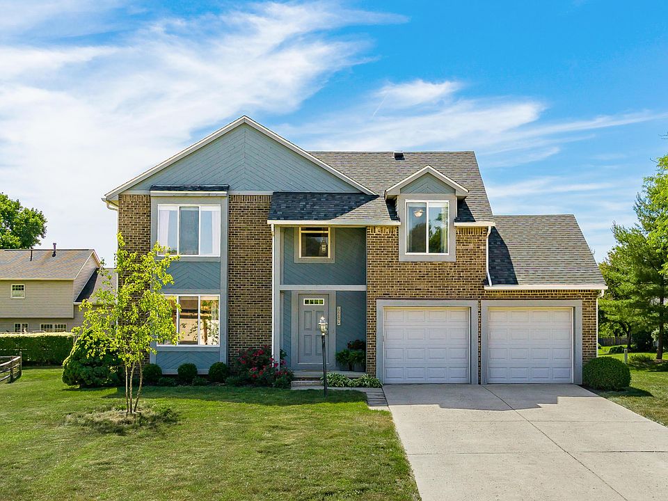 1st image of 12287 Woodsfield Cir W