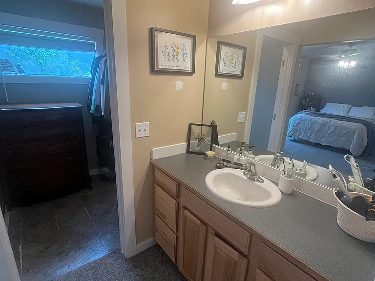 41 Stratford Dr — Photo 10