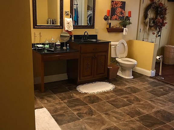 3rd image of 500 Byars Dr Central City Ky #500