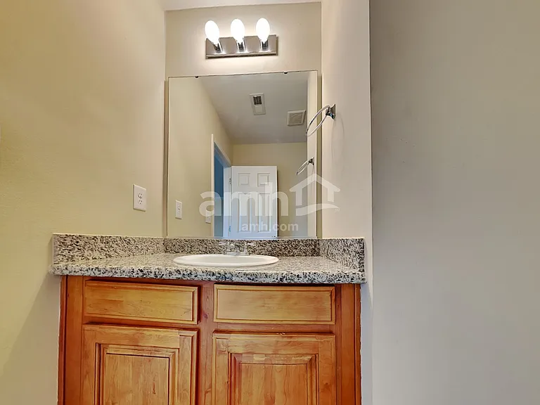 107 Oak Knoll Dr — Photo 8