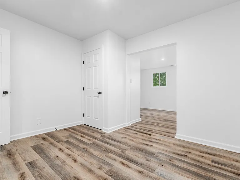 4363 Allen Dr — Photo 26