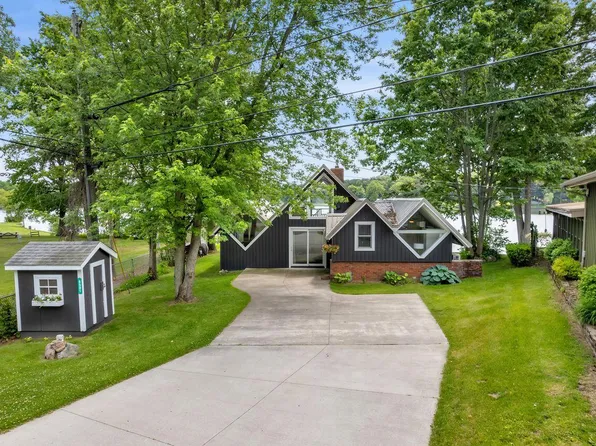 6501 Schmeid Rd, Lakeview, MI 48850