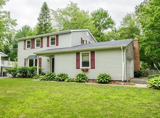 6007 Sturgeon Creek Pkwy, Midland, MI