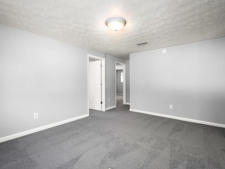 5153 Seaboard Ave — Photo 10