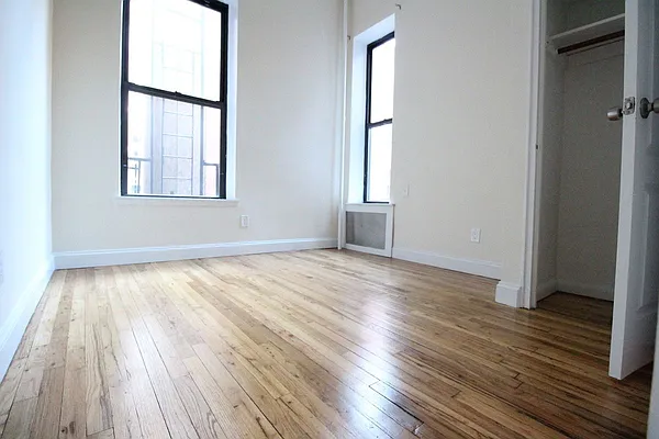 Rented by Luxor Homes & Investment Realty | media 2