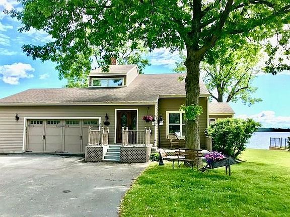 2nd image of 26 Lakeland Dr