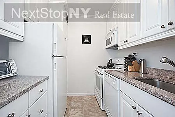 Sold by NextStopNY | media 5
