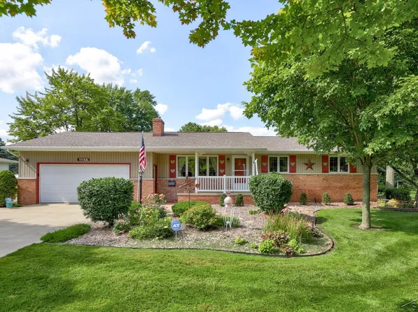 11155 S Evergreen Dr, Birch Run, MI 48415