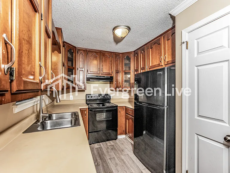 2657 Laburnum Dr — Photo 7