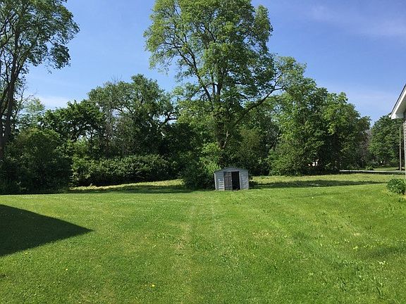 2nd image of 309 Derby Ct