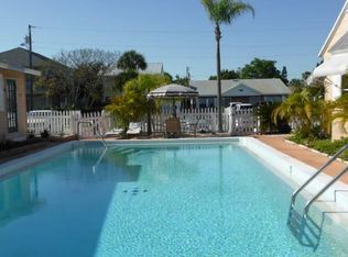 660 76th Ave #F, Saint Petersburg, FL 33706