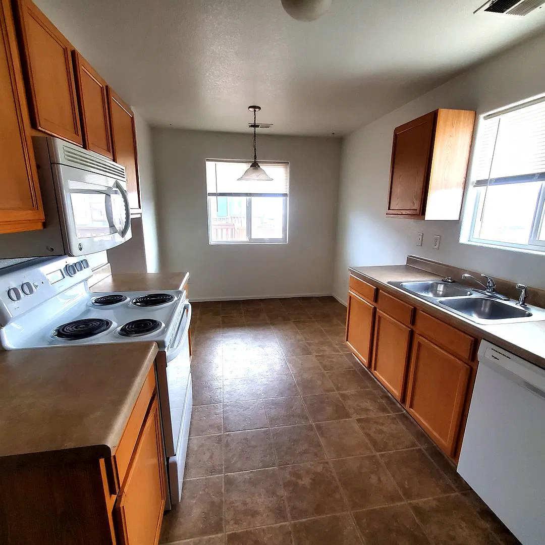 3903 Ariel Ave — Photo 3