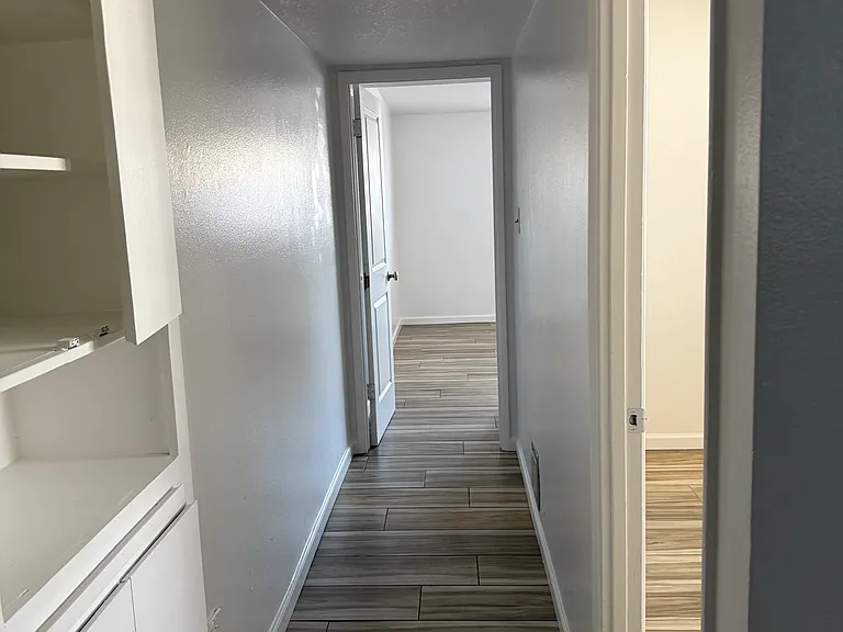 3735 W Golden Ln — Photo 7