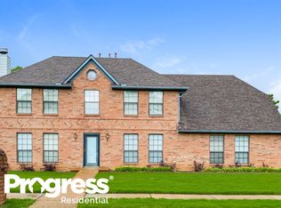 411 Walnut Trace Dr, Cordova, TN 38018