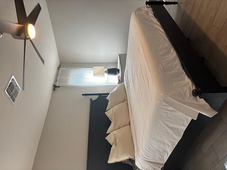 2902 W Straford Dr — Photo 17