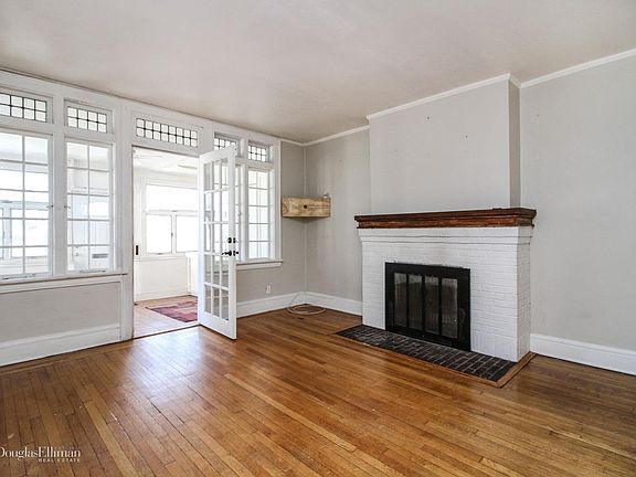 3rd image of 3805 Sedgwick Ave