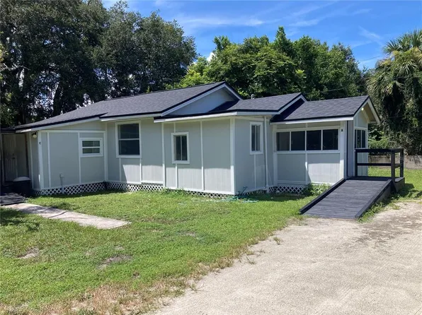 300 Hibiscus Dr, Sanford, FL 32773