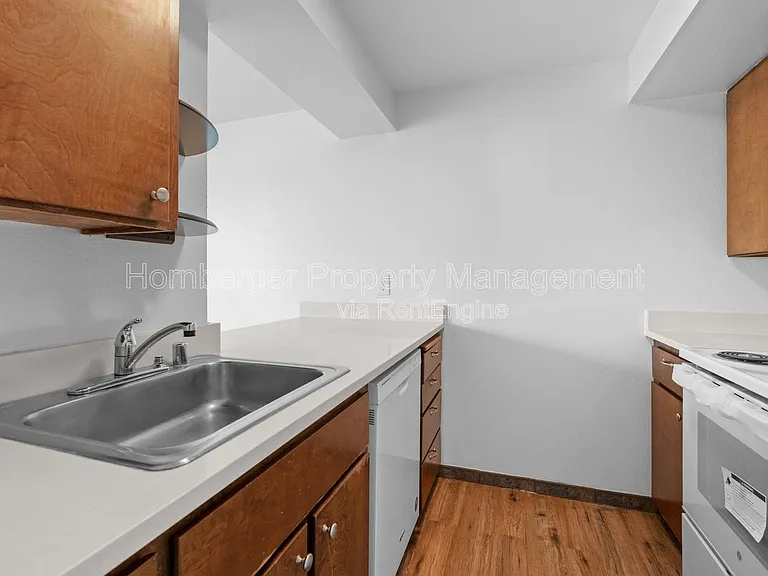 2807 E Boone Ave #14 — Photo 6