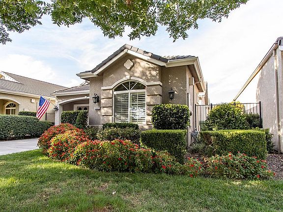 5th image of 2461 Cypress Point Dr