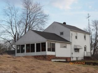 11072 Center Rd, Garrettsville, OH 44231