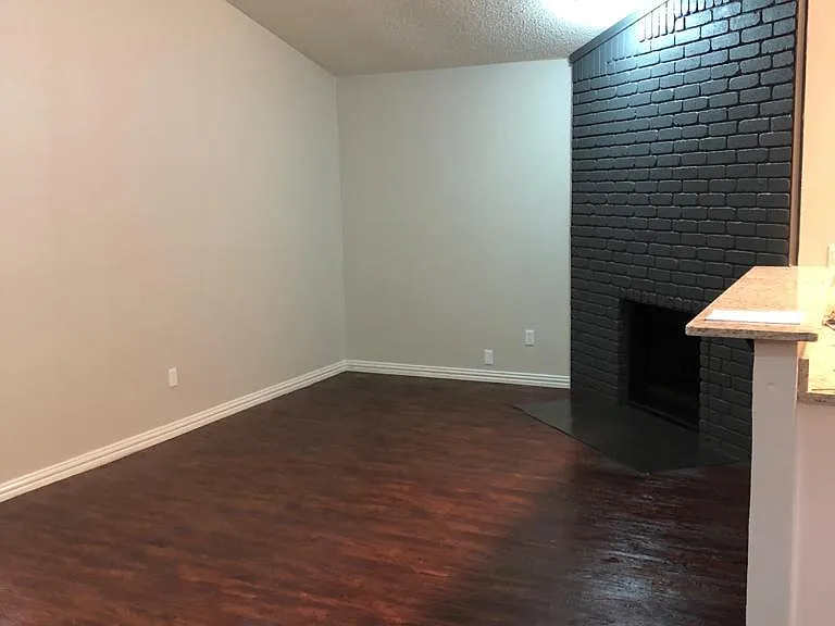 6723 Crestmont Ct — Photo 5