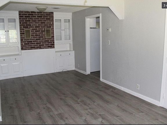 5th image of 213 Allen Dr #B