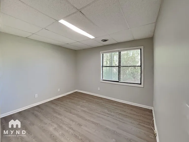 276 Grist Mill Ln — Photo 11