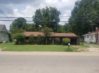 416 E College St, Columbiana, AL 35051