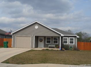 507 Indian Xing, Jourdanton, TX 78026