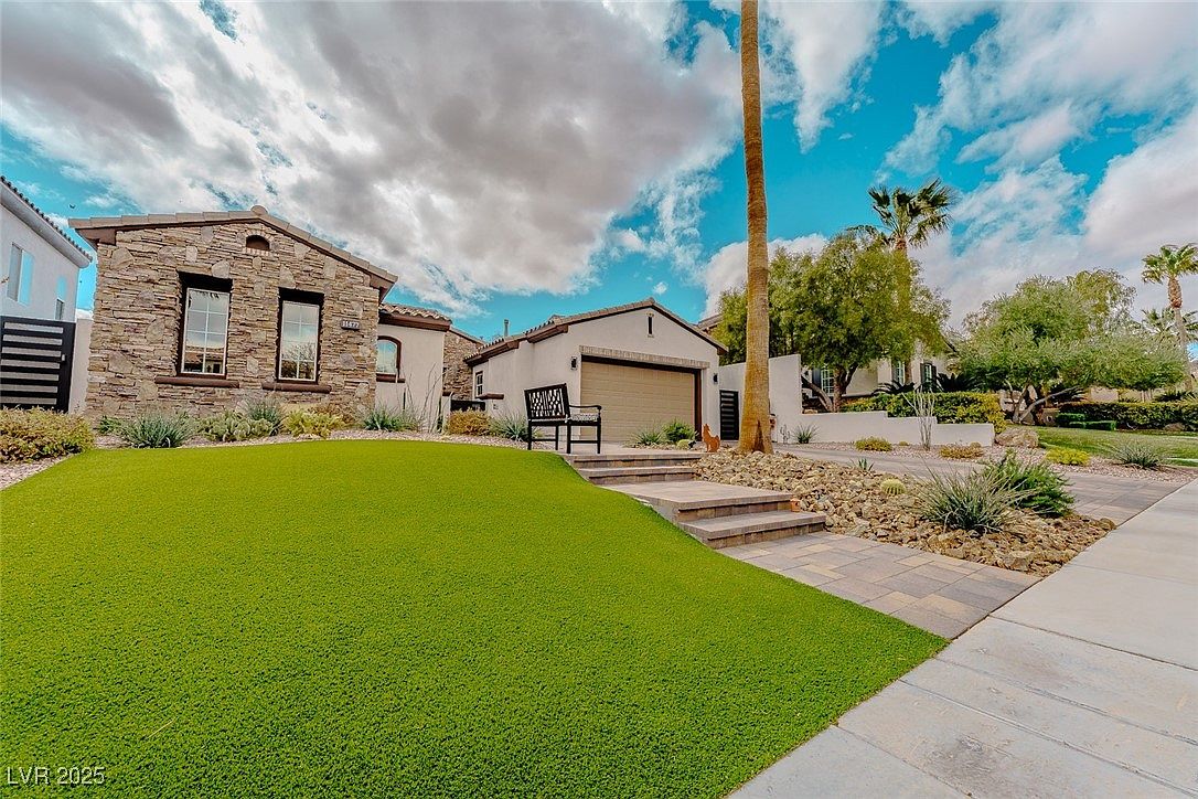 11477 Timber Mountain Ave