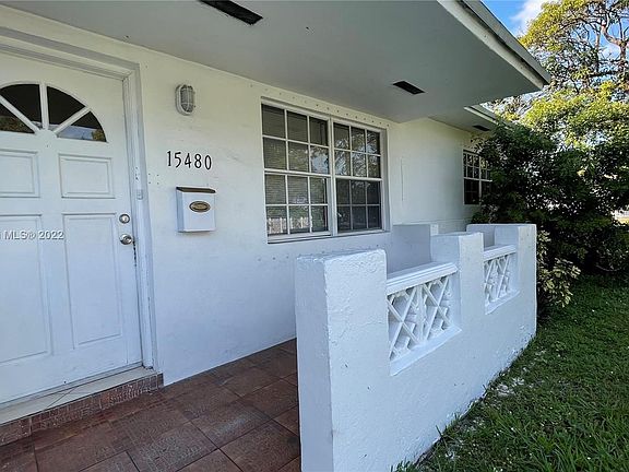2nd image of 15480 NE 14th Ave