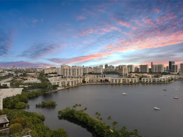 17301 Biscayne Blvd, North Miami Beach, FL