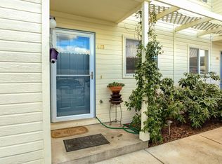 463 Tulipan Way, Talent, OR 97540