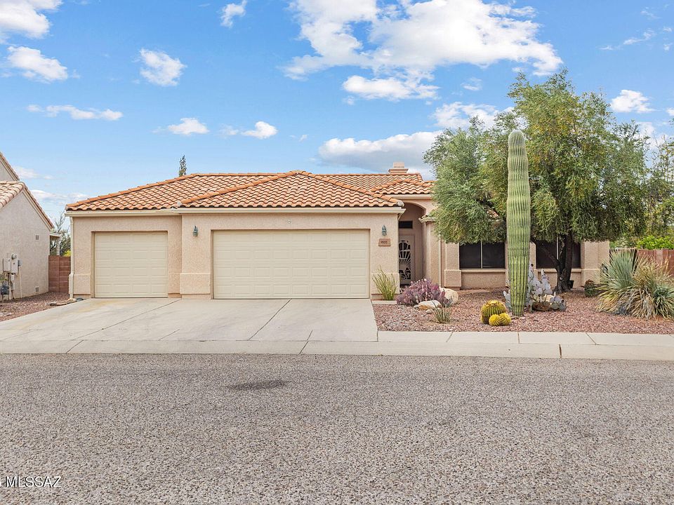 1st image of 9551 N Crestone Dr