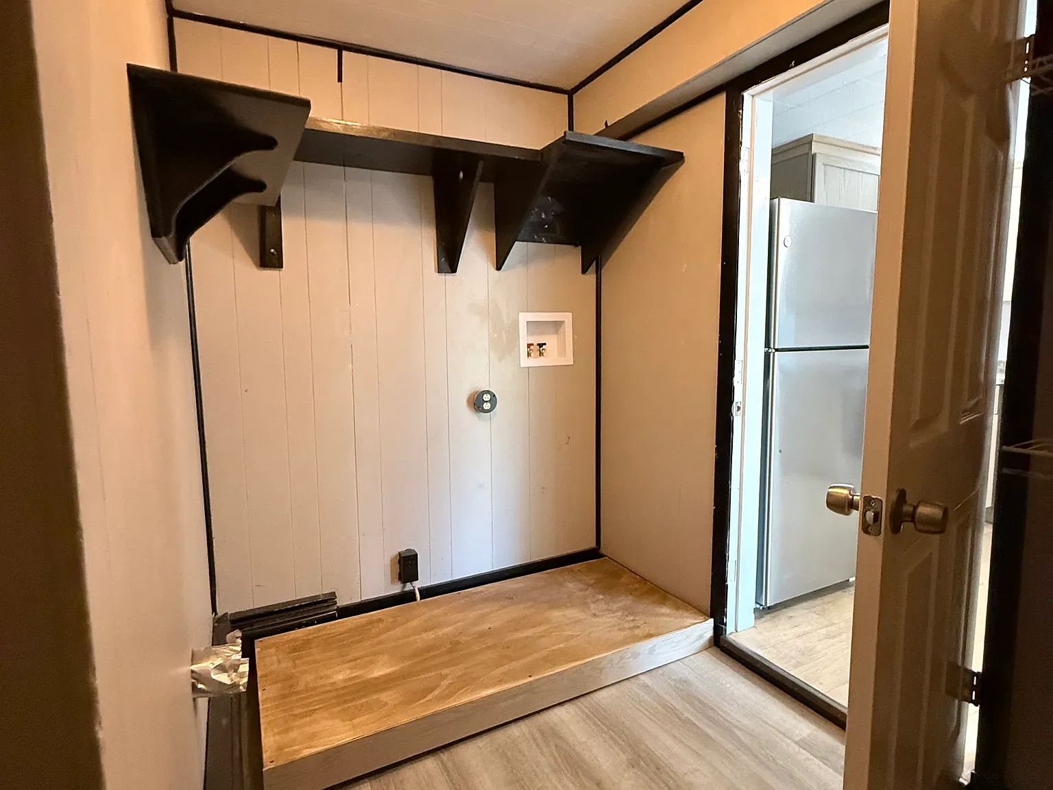 2 bed, 1200 sqft, $2,200 — Photo 3