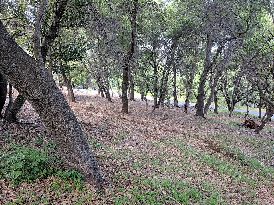 1st image of 3129 Southlake Dr