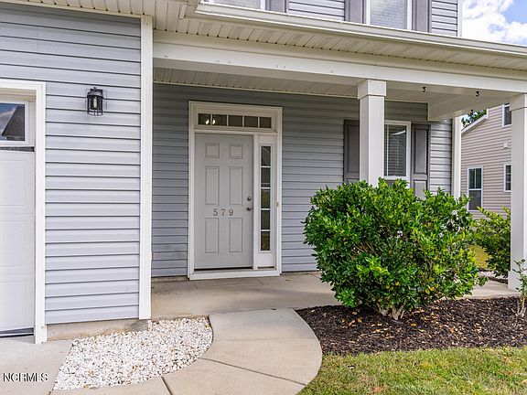4th image of 579 Heartwood Drive