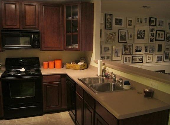 2nd image of 9879 Hyde Glen Ct