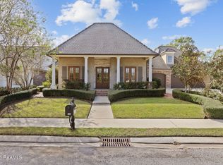 404 Dunnottar Pl, Lafayette, LA 70503
