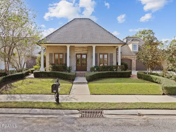404 Dunnottar Pl, Lafayette, LA 70503