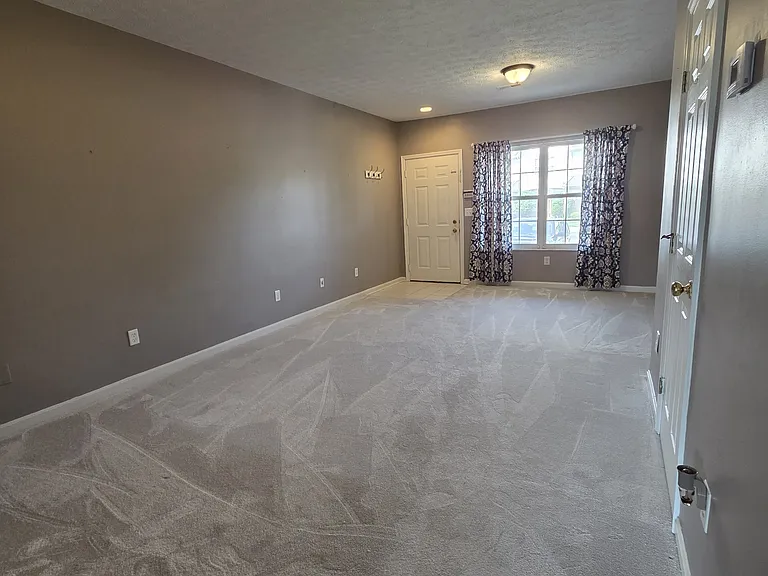 2405 Tarpon Bay Dr — Photo 3