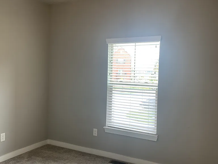 Shelby Pointe Village — Photo 32