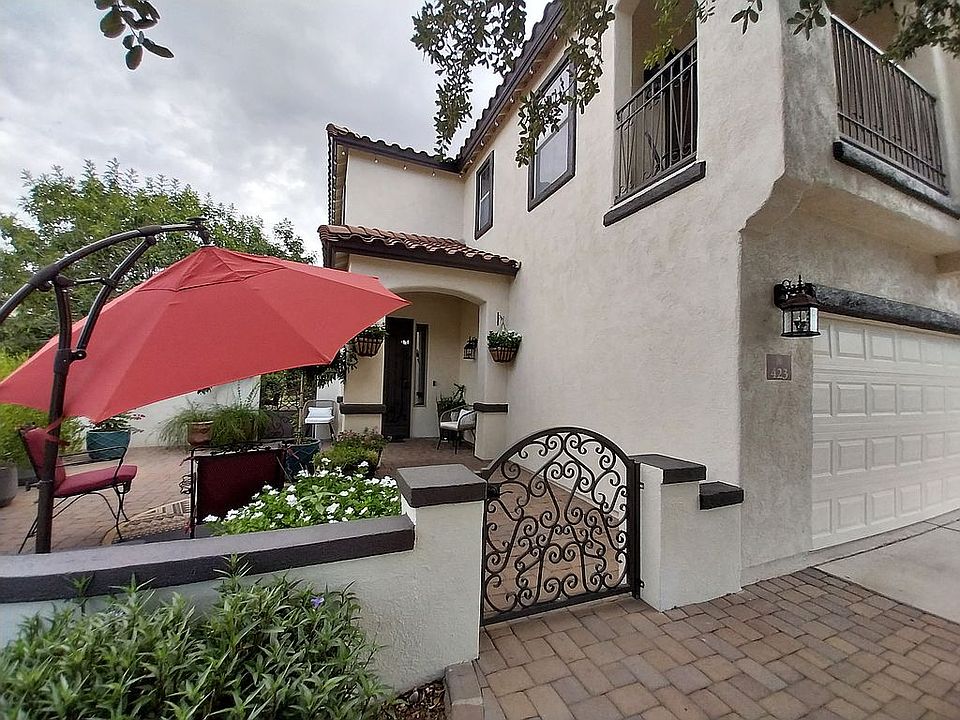 1st image of 423 E Calle Amura