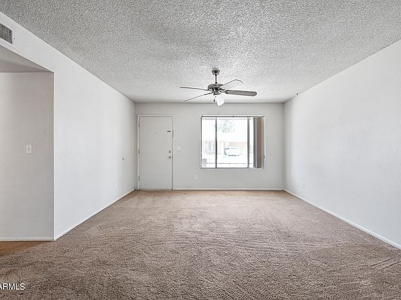 5th image of 3428 E Helena Dr