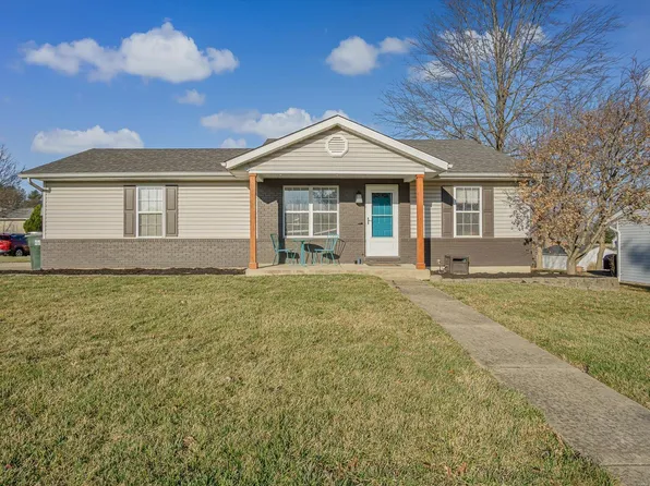 316 Sandalwood Dr, Waterloo, IL 62298